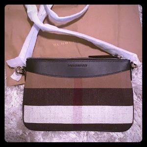 Burberry Peyton crossbody NWT